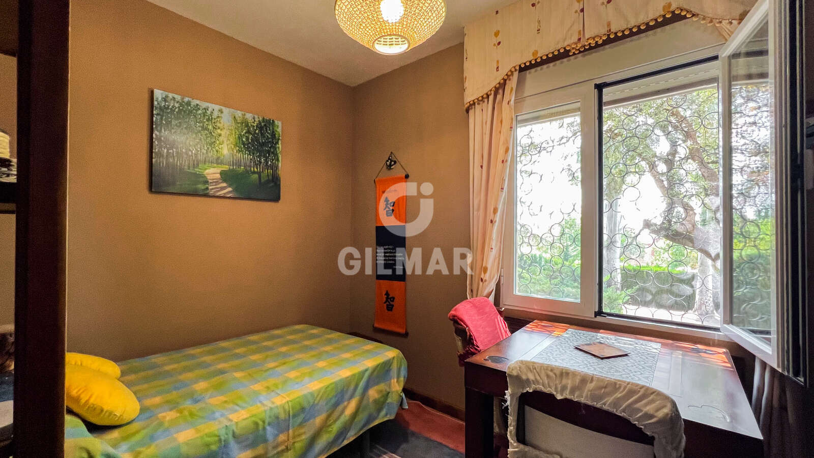 Property slider Gilmar