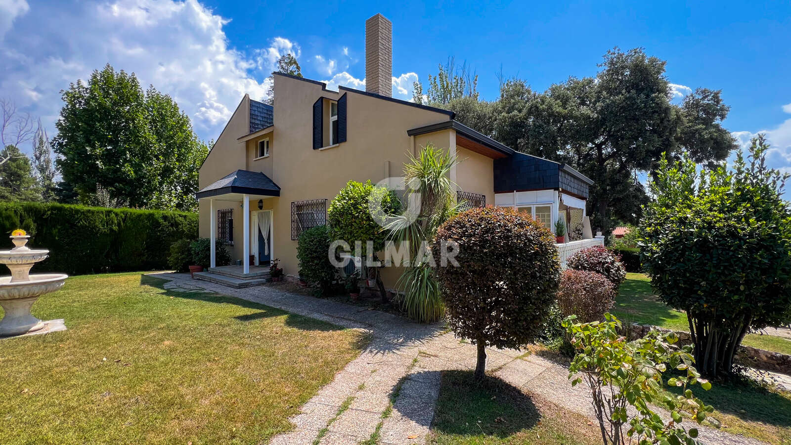 Property slider Gilmar