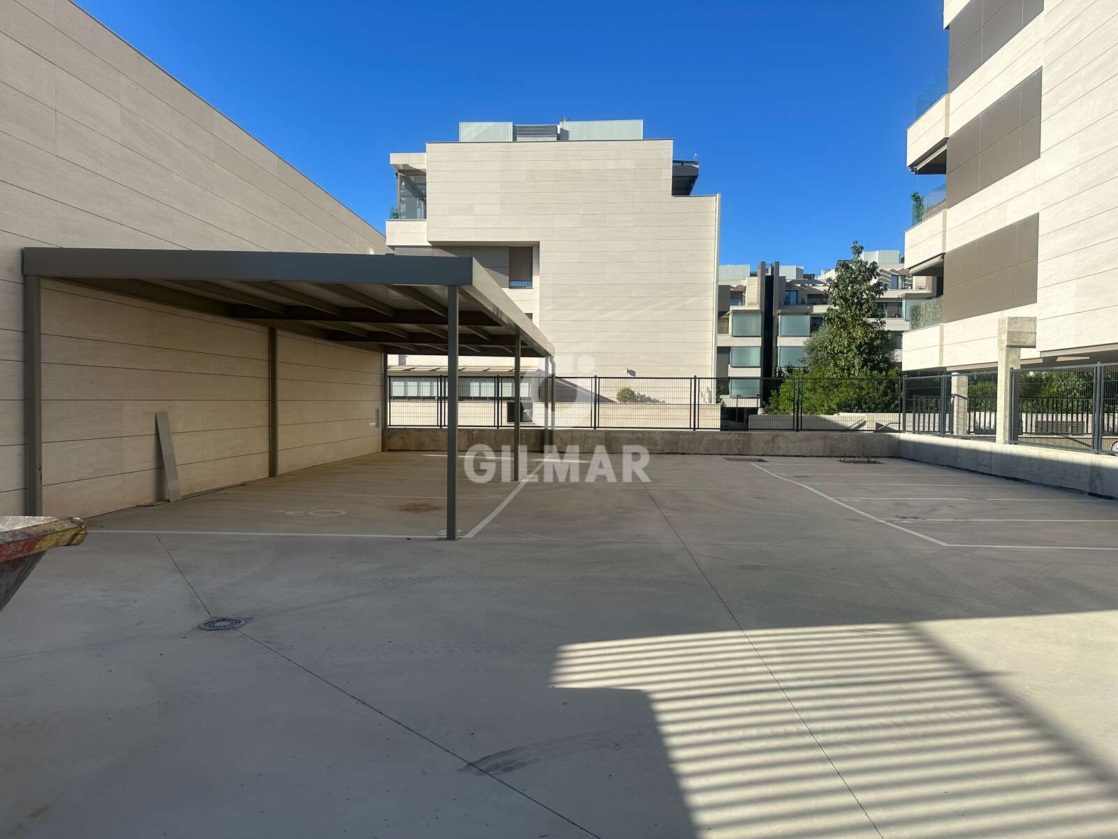 Property slider Gilmar