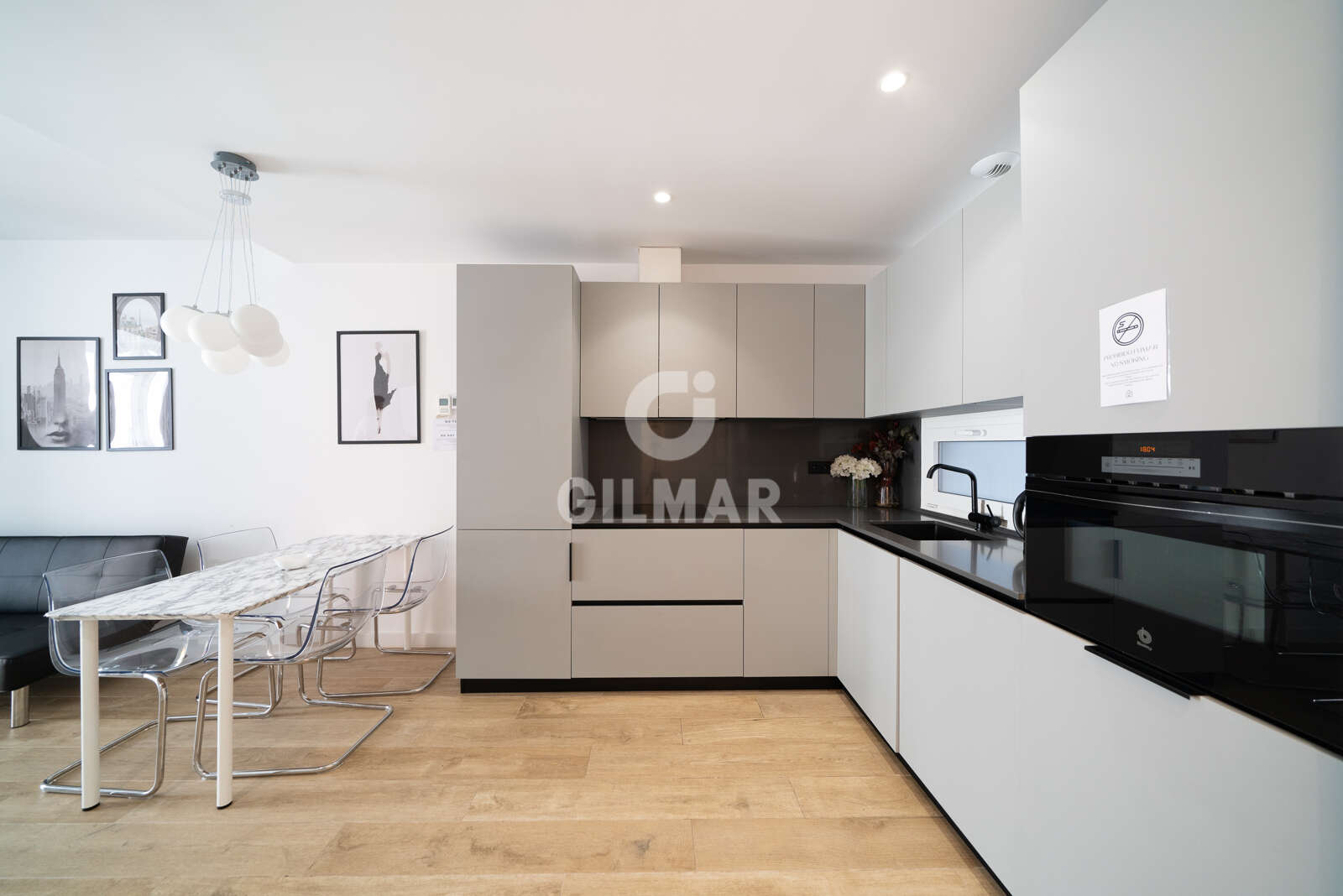 Property slider Gilmar