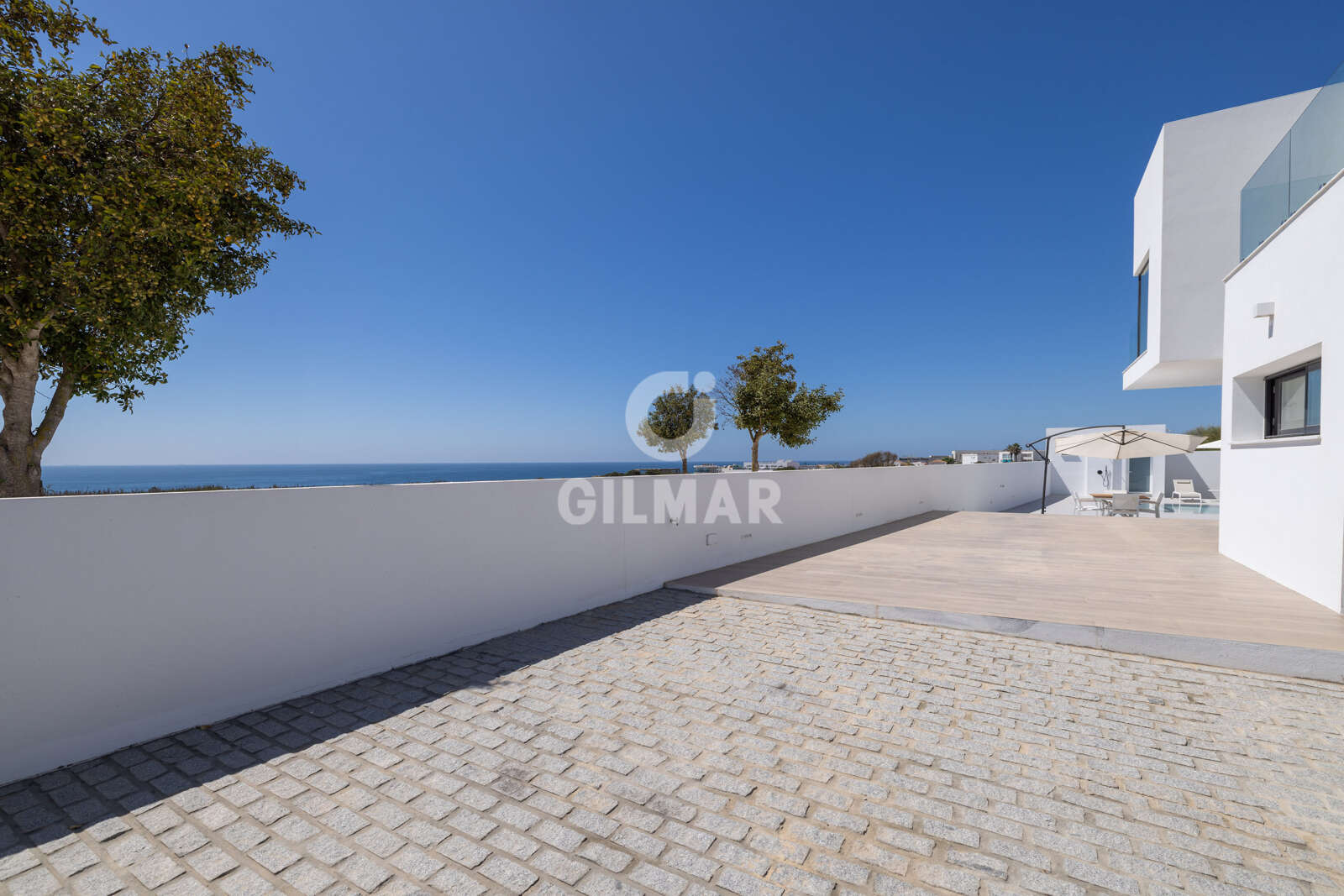 Property slider Gilmar