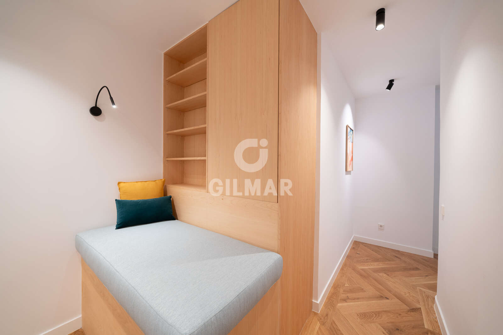 Property slider Gilmar