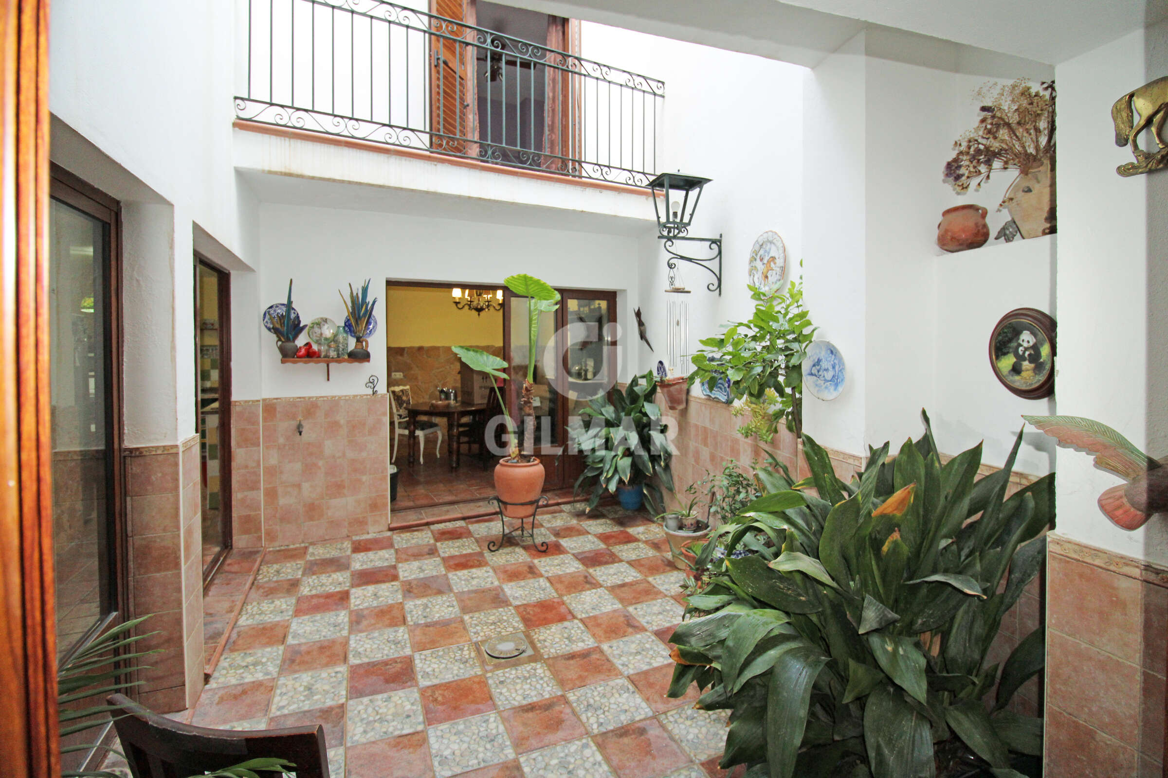 Photo of Terraced house