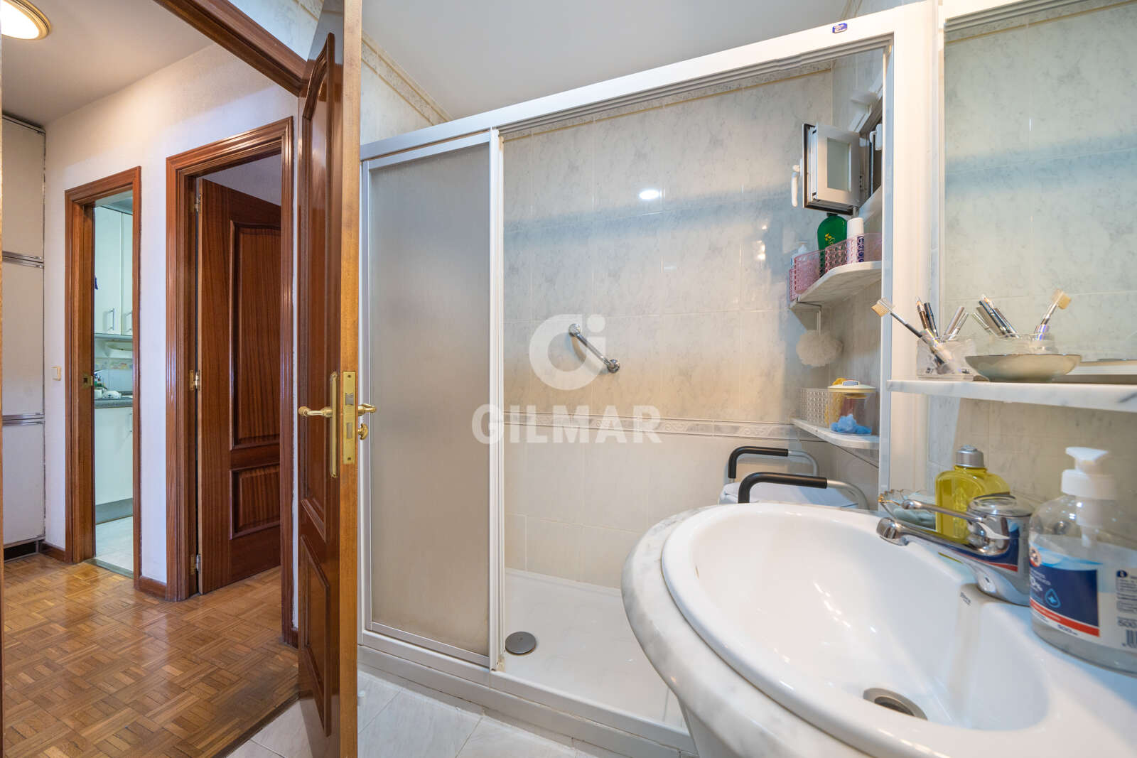 Property slider Gilmar