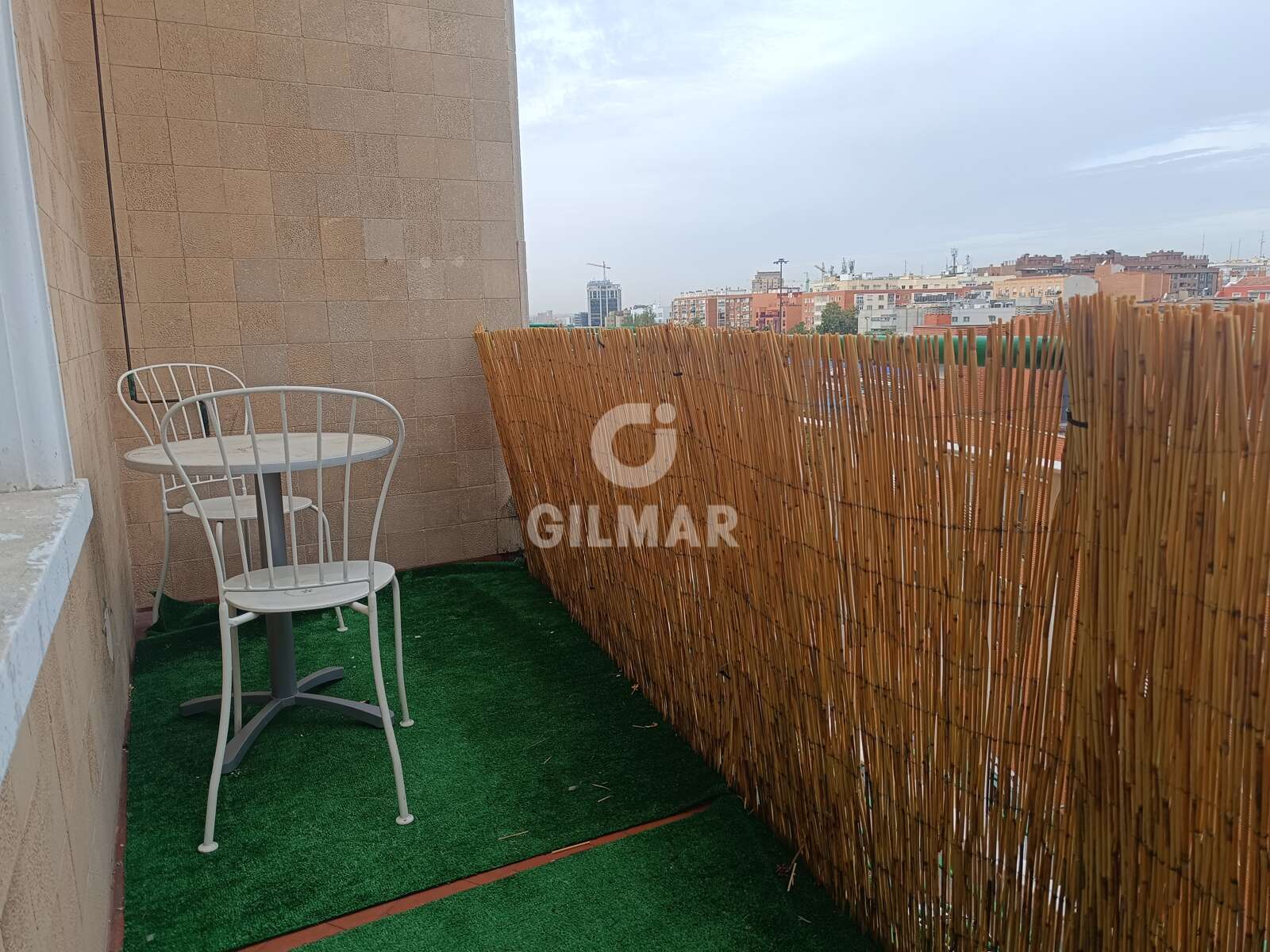 Property slider Gilmar