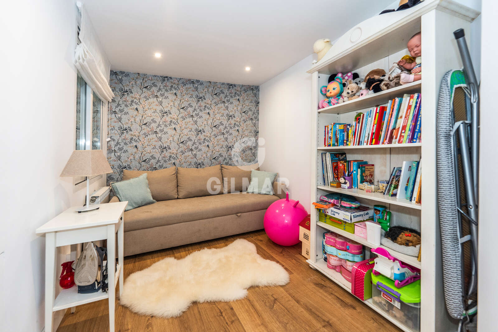Property slider Gilmar