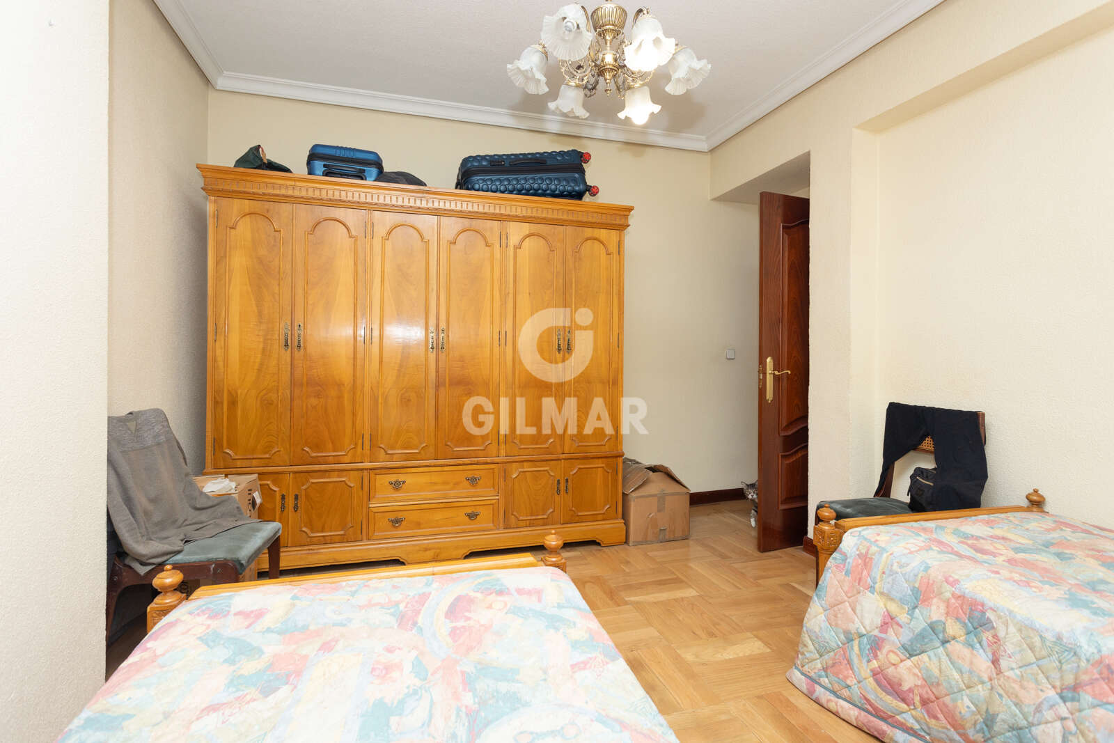 Property slider Gilmar