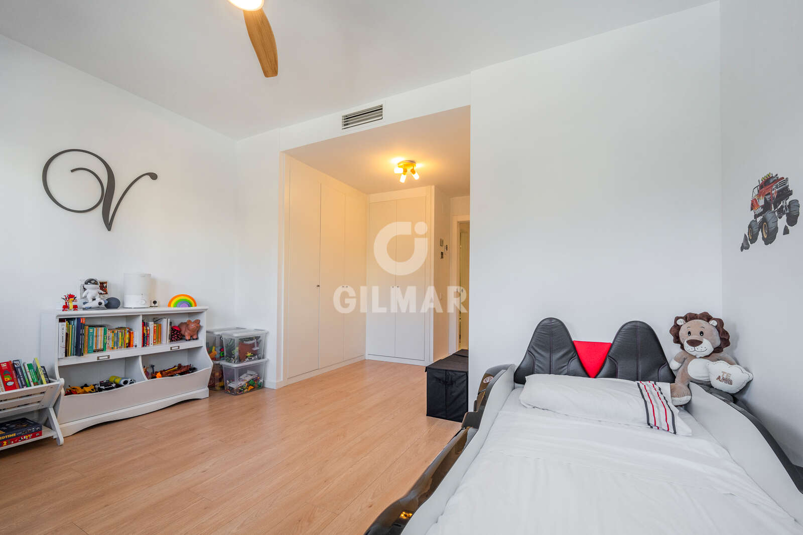 Property slider Gilmar