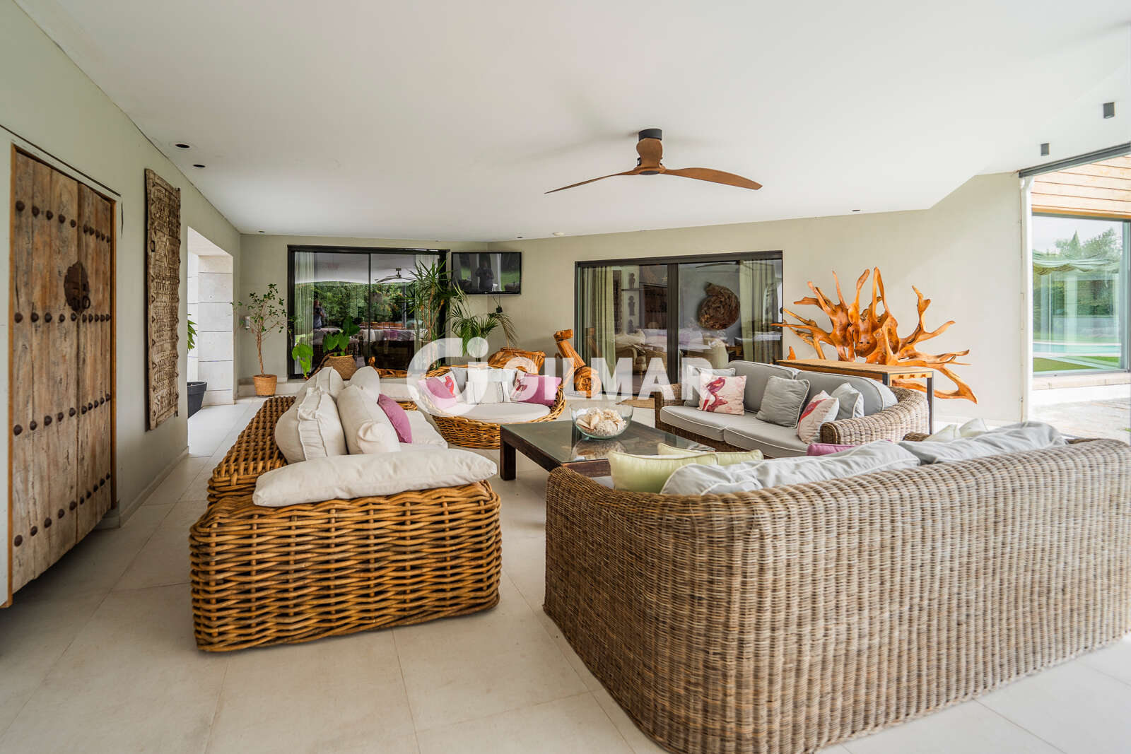 Property slider Gilmar