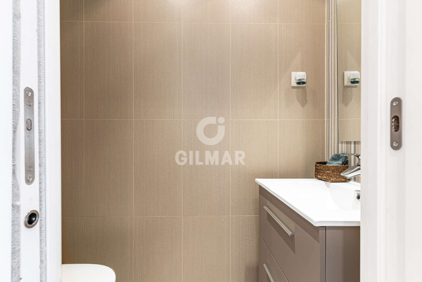 Property slider Gilmar