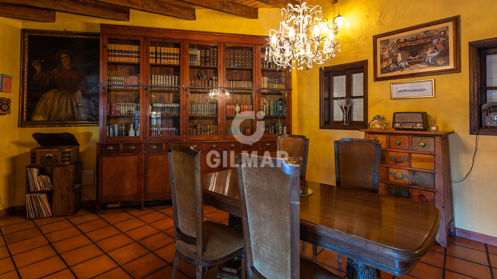 Property slider Gilmar