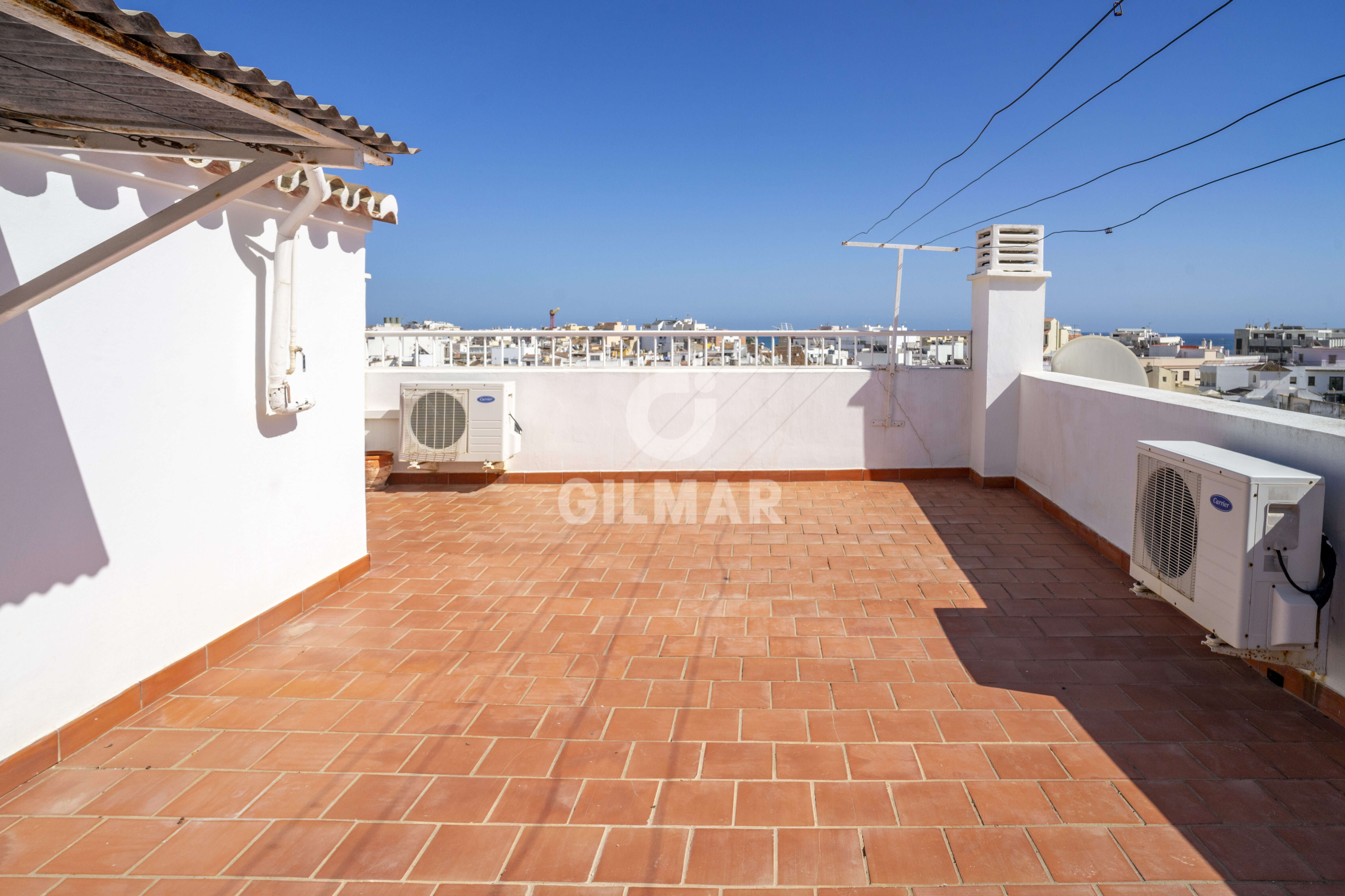 Photo of Terraced house