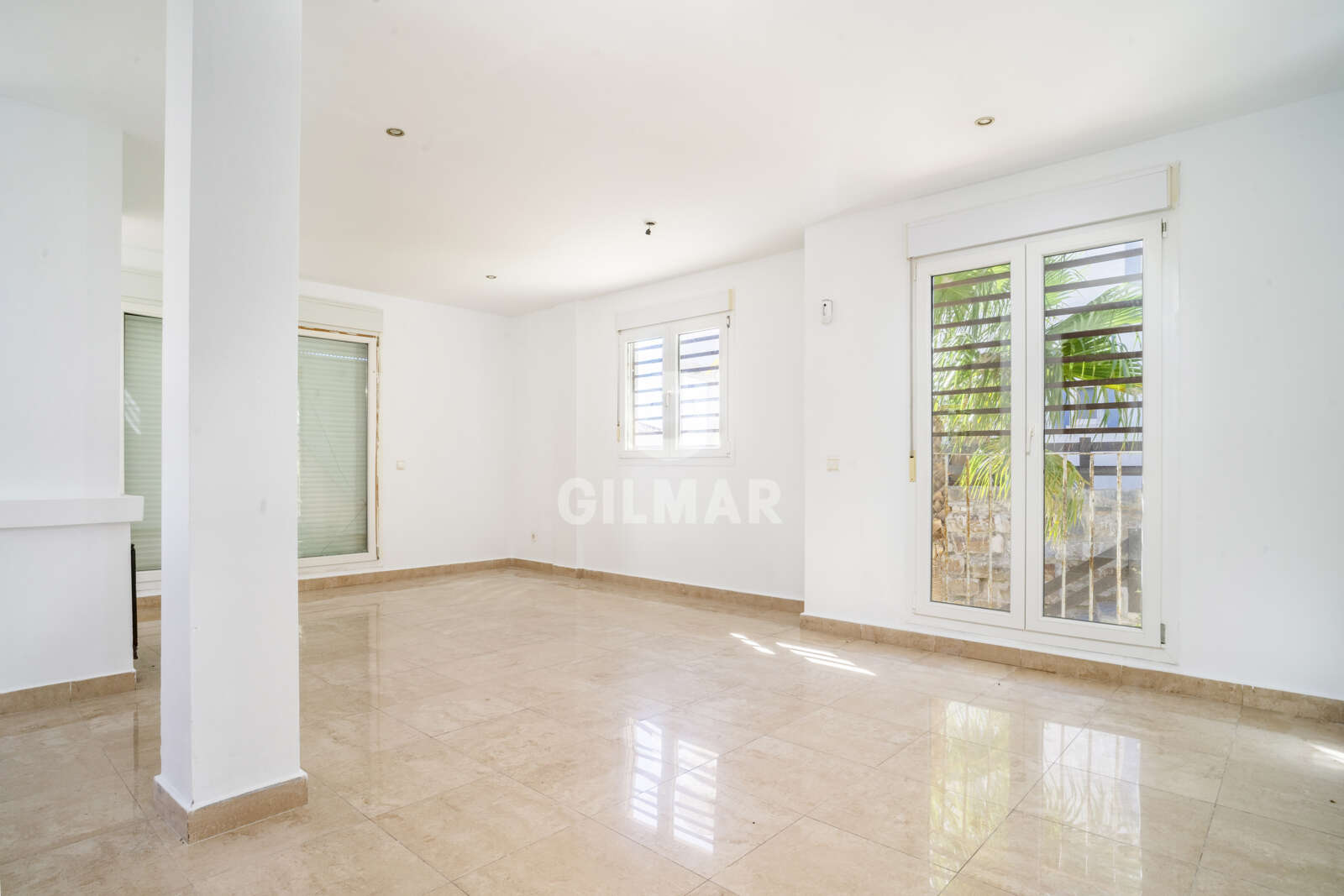 Property slider Gilmar