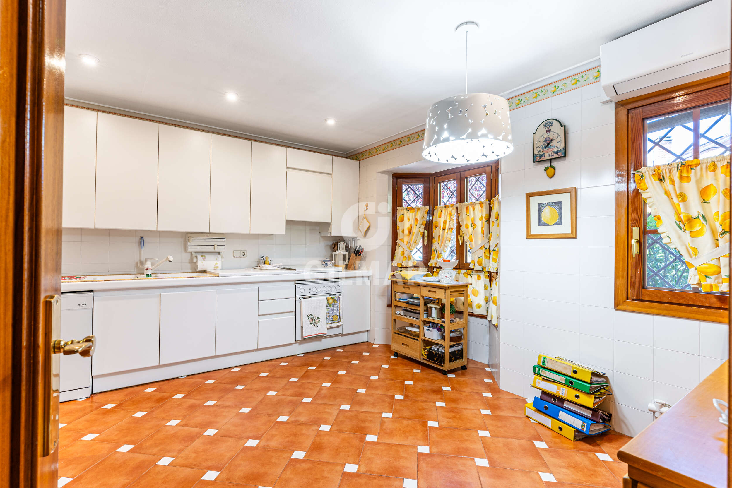 Photo of Terraced house