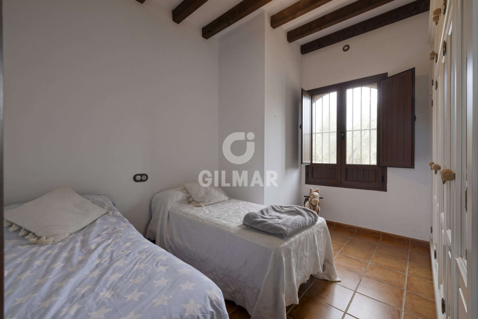 Property slider Gilmar