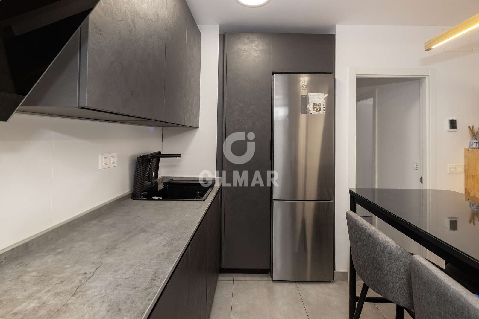 Property slider Gilmar