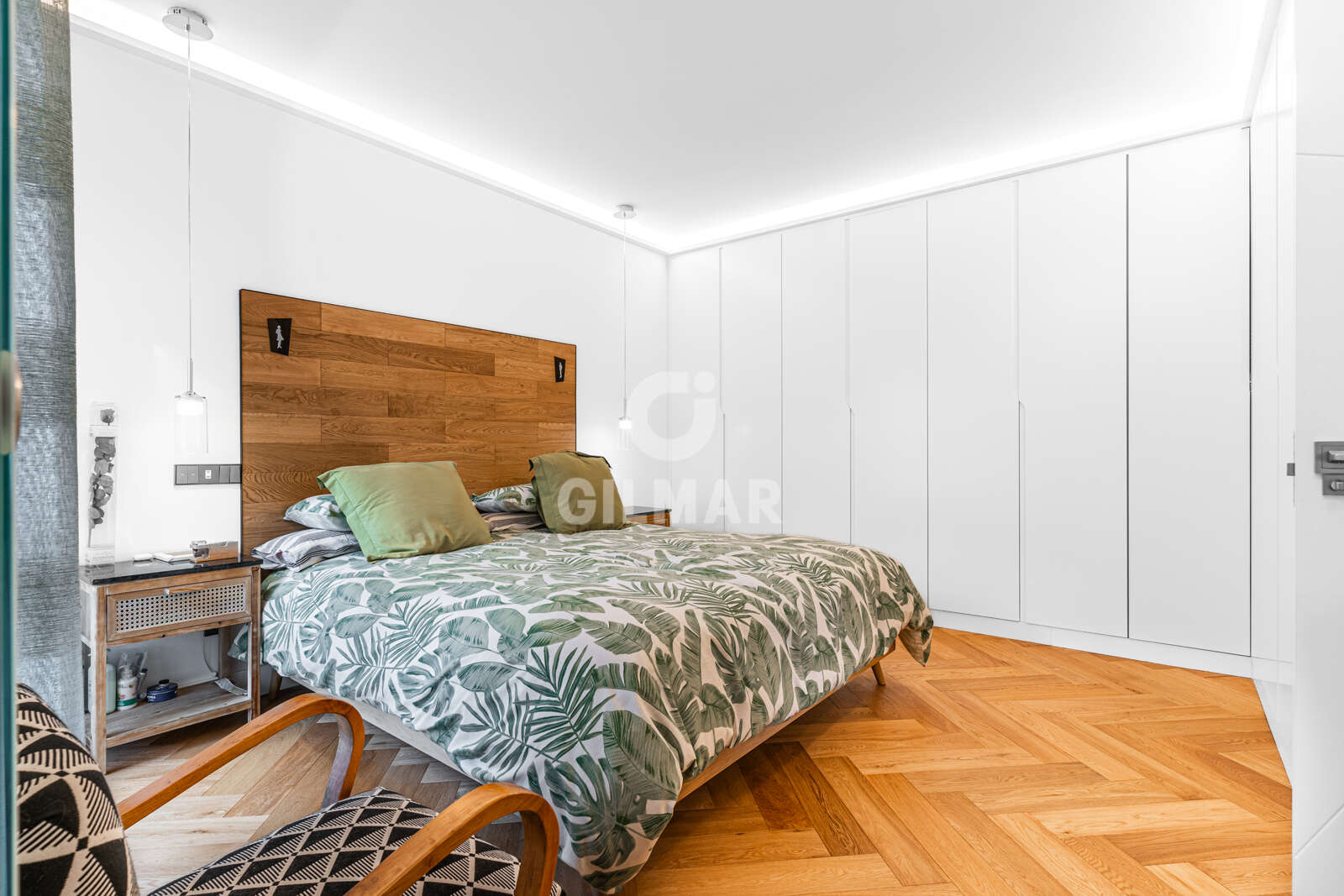 Property slider Gilmar