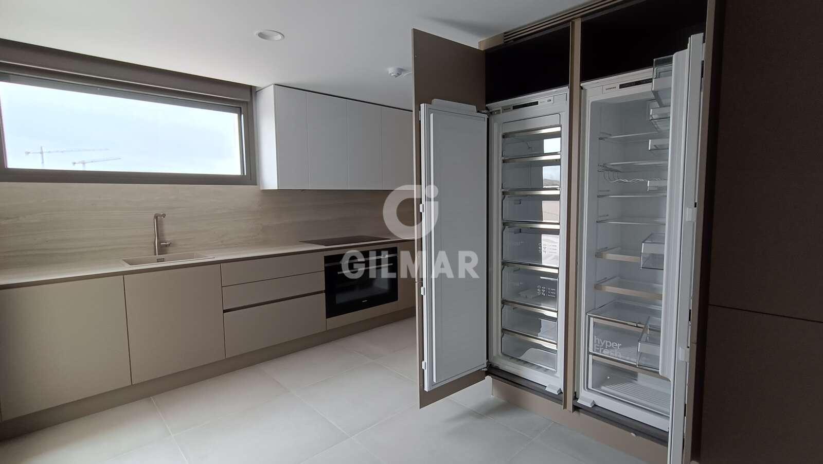 Property slider Gilmar