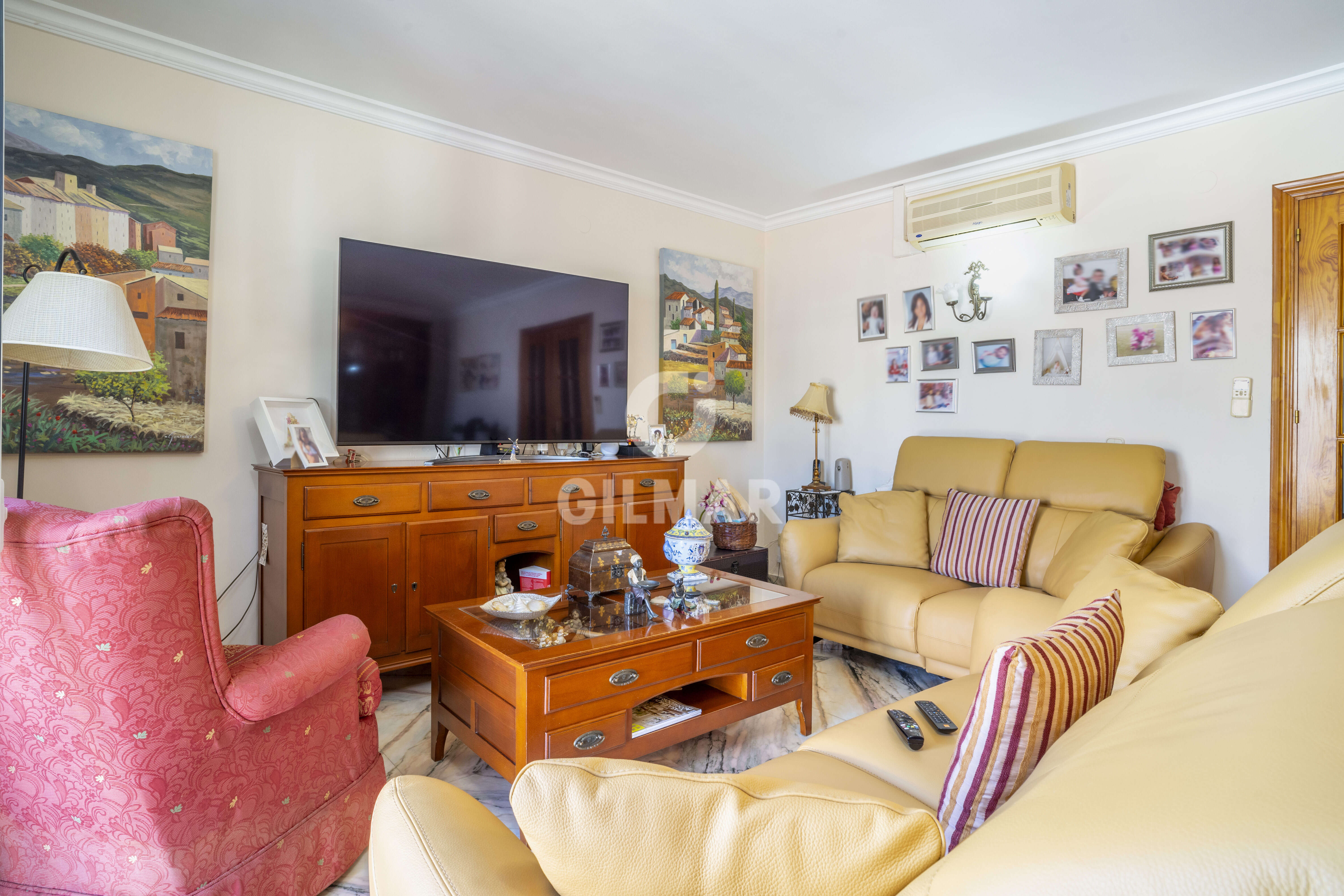 Photo of Terraced house