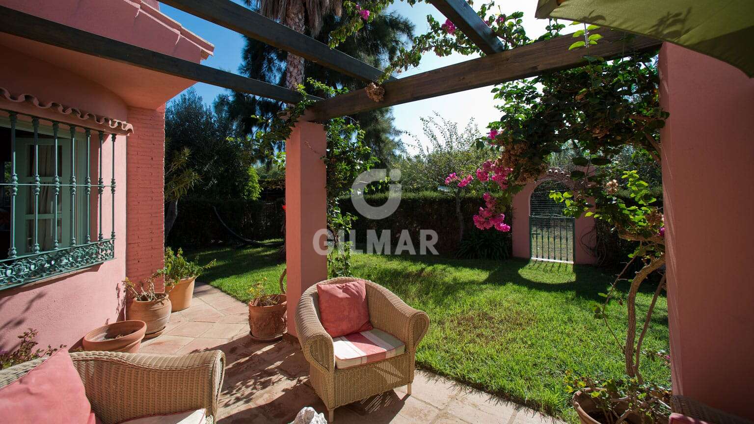 Property slider Gilmar