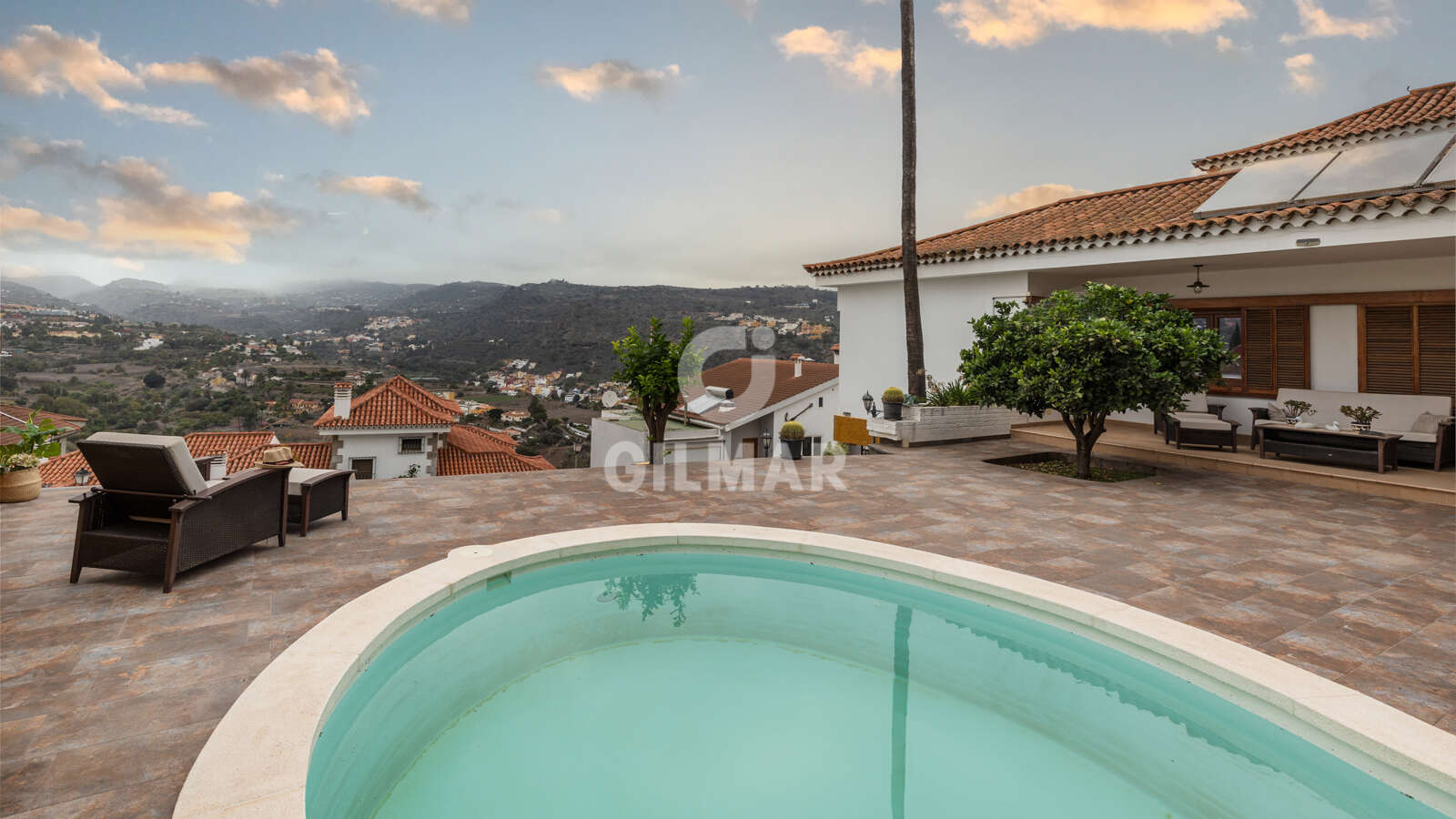 Property slider Gilmar