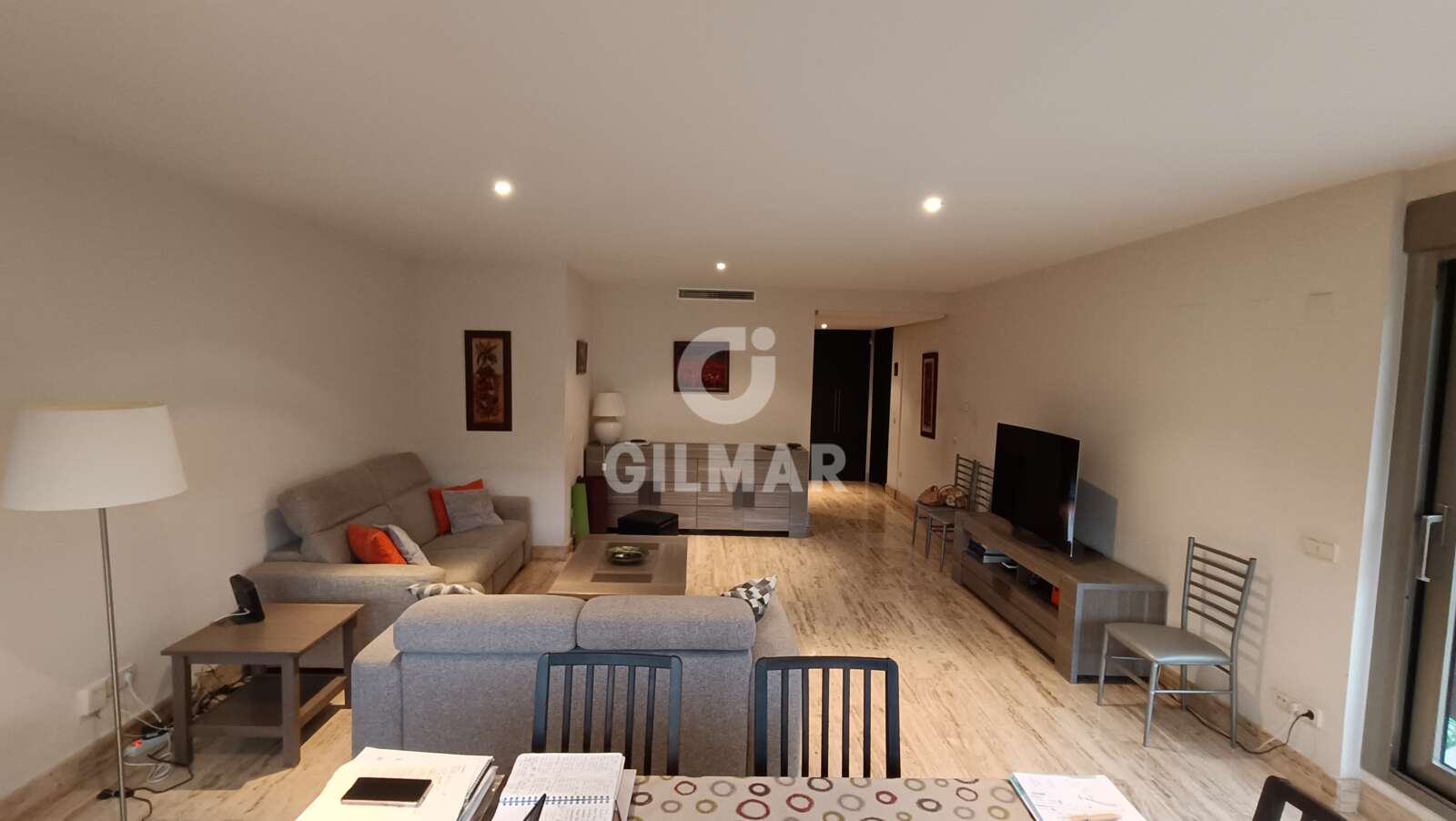 Property slider Gilmar