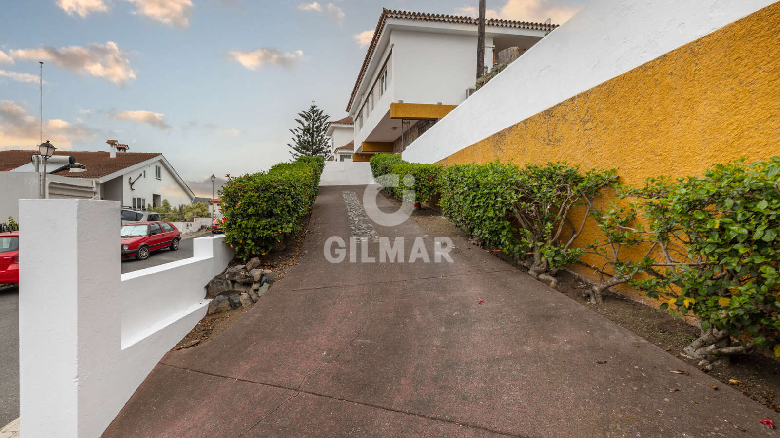 Property slider Gilmar