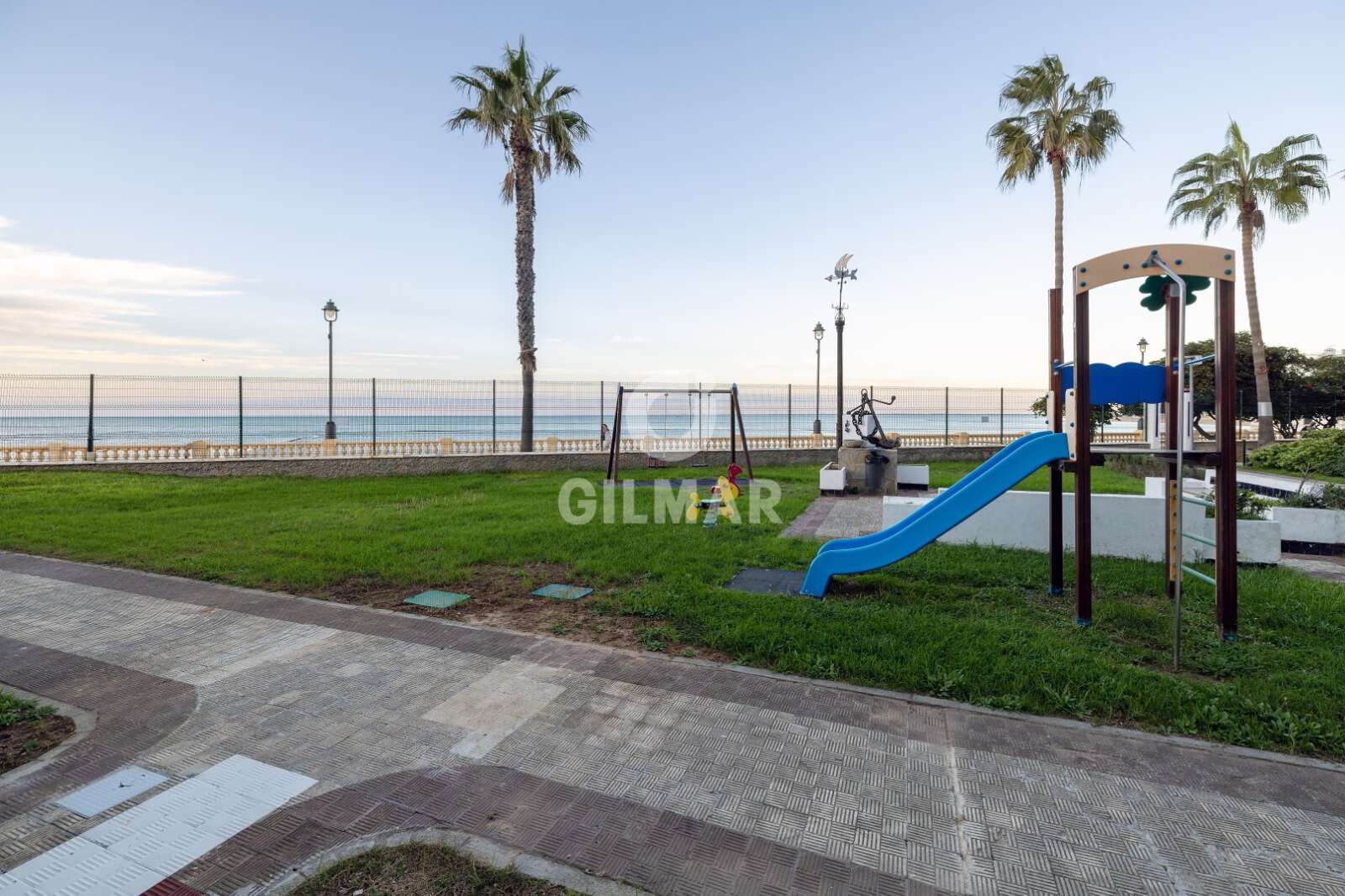 Property slider Gilmar