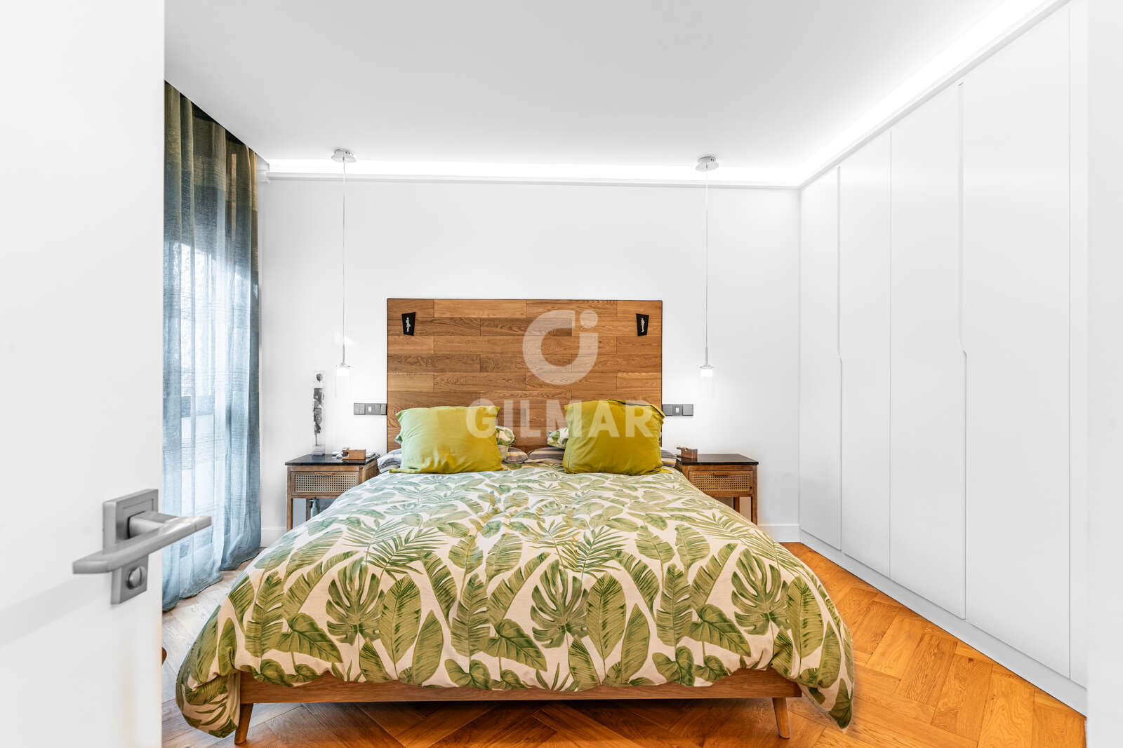 Property slider Gilmar