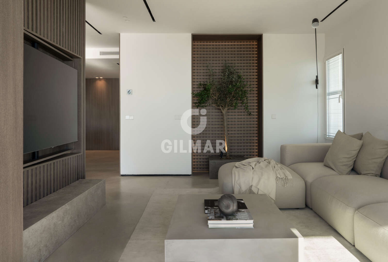 Property slider Gilmar