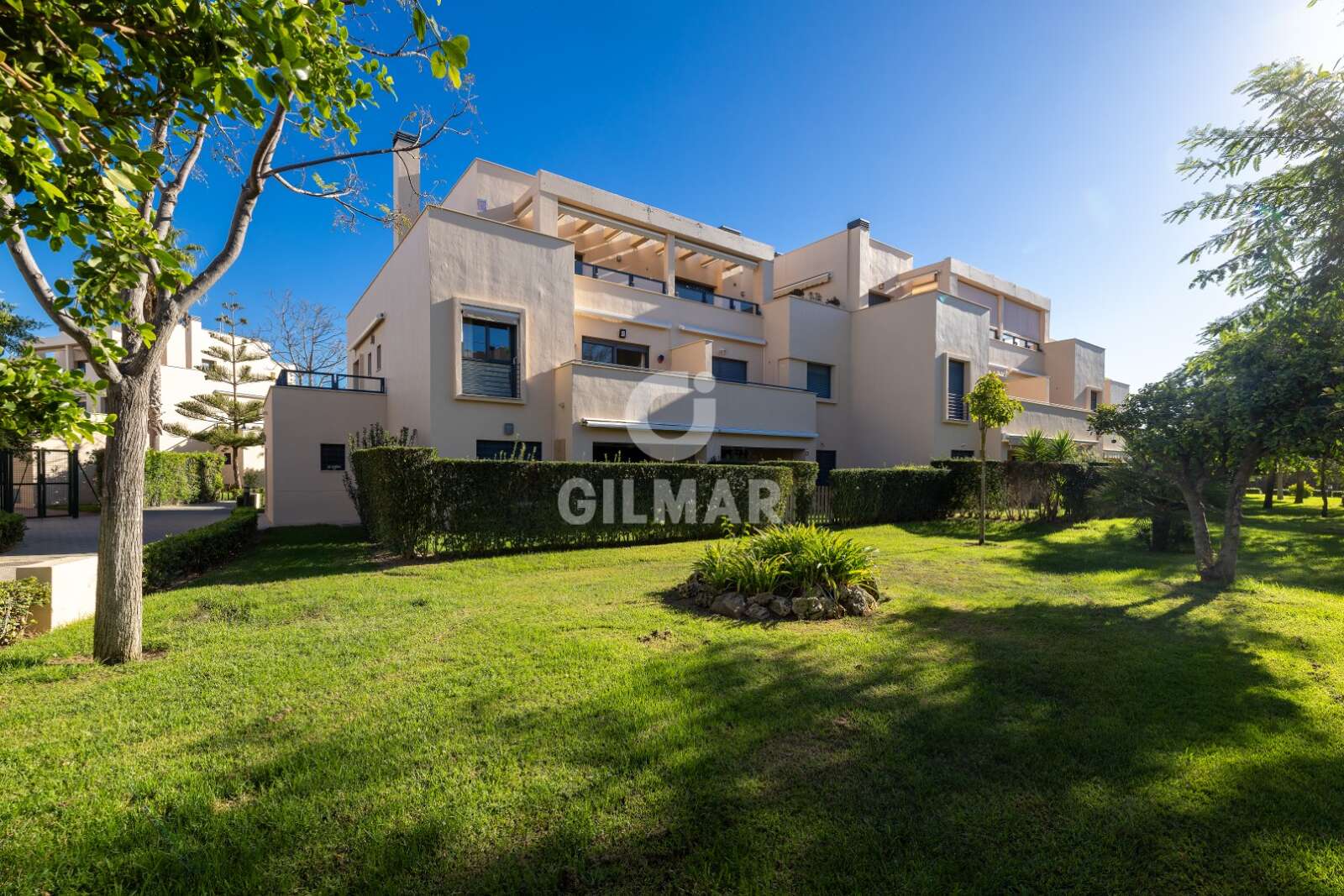 Property slider Gilmar