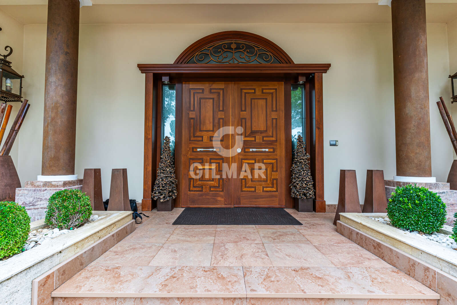 Property slider Gilmar