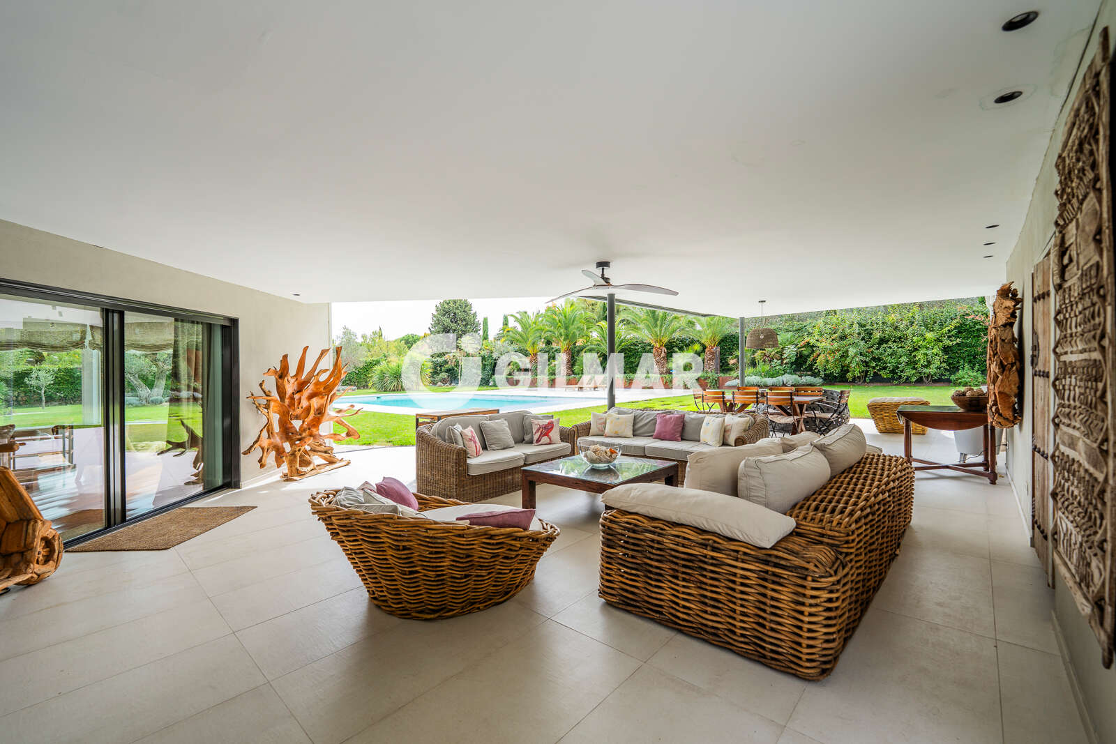 Property slider Gilmar