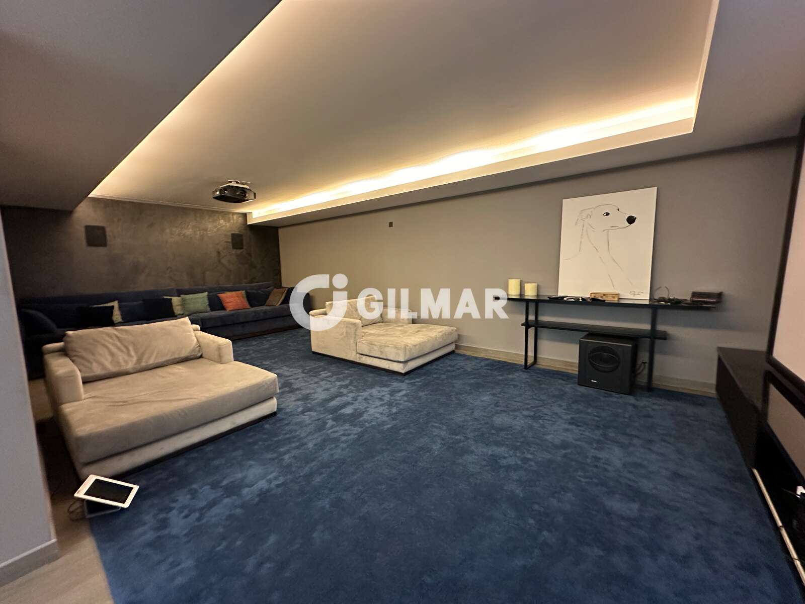 Property slider Gilmar