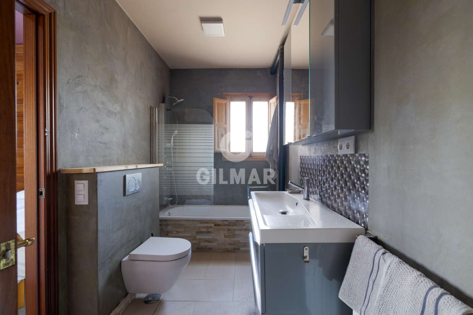 Property slider Gilmar