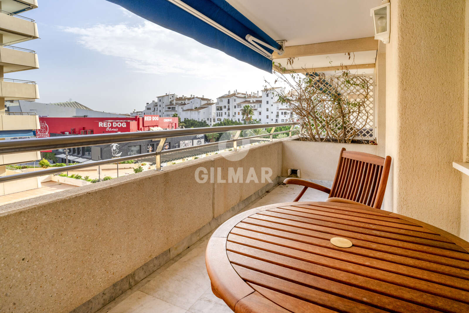 Property slider Gilmar