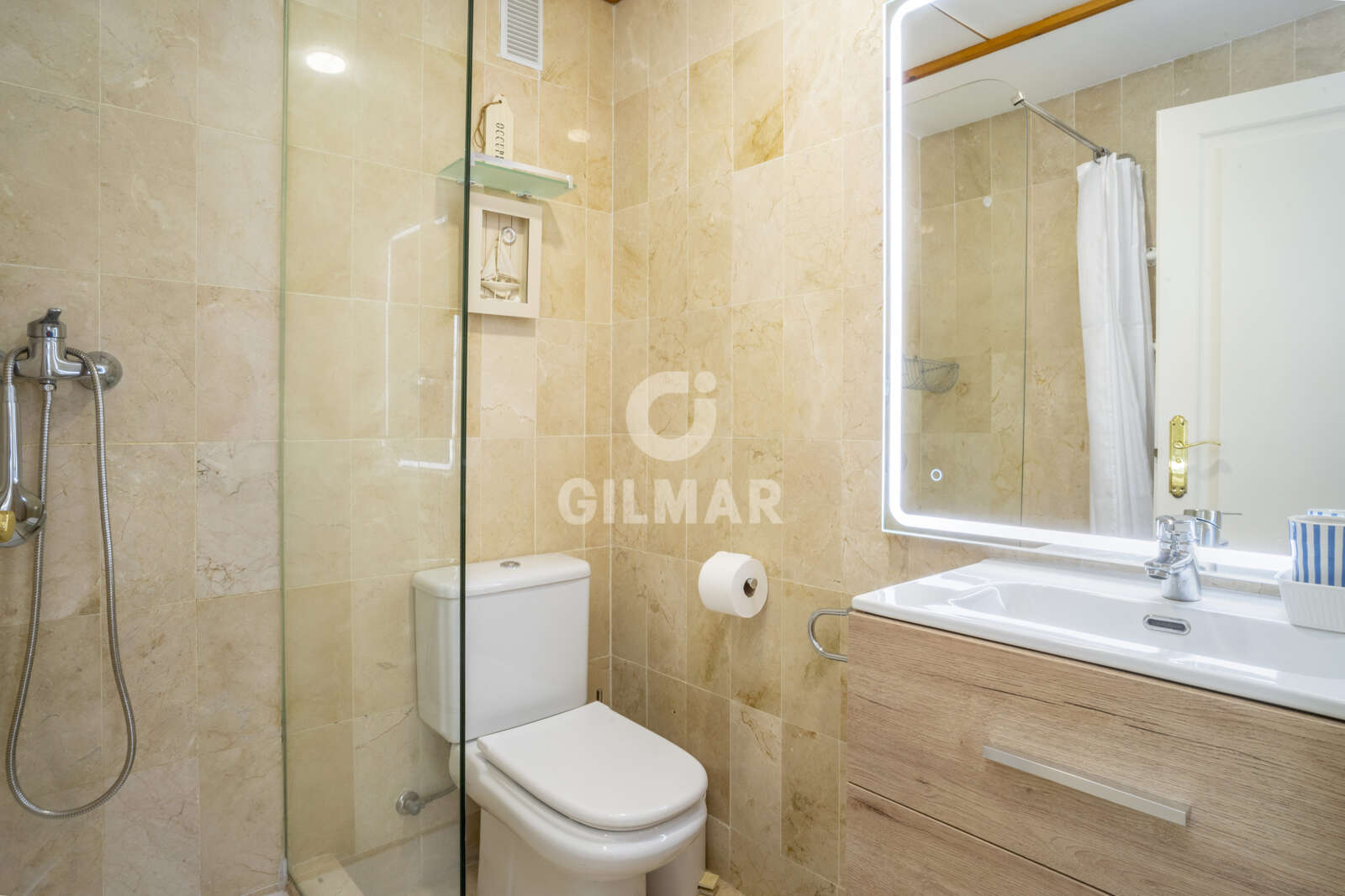 Property slider Gilmar