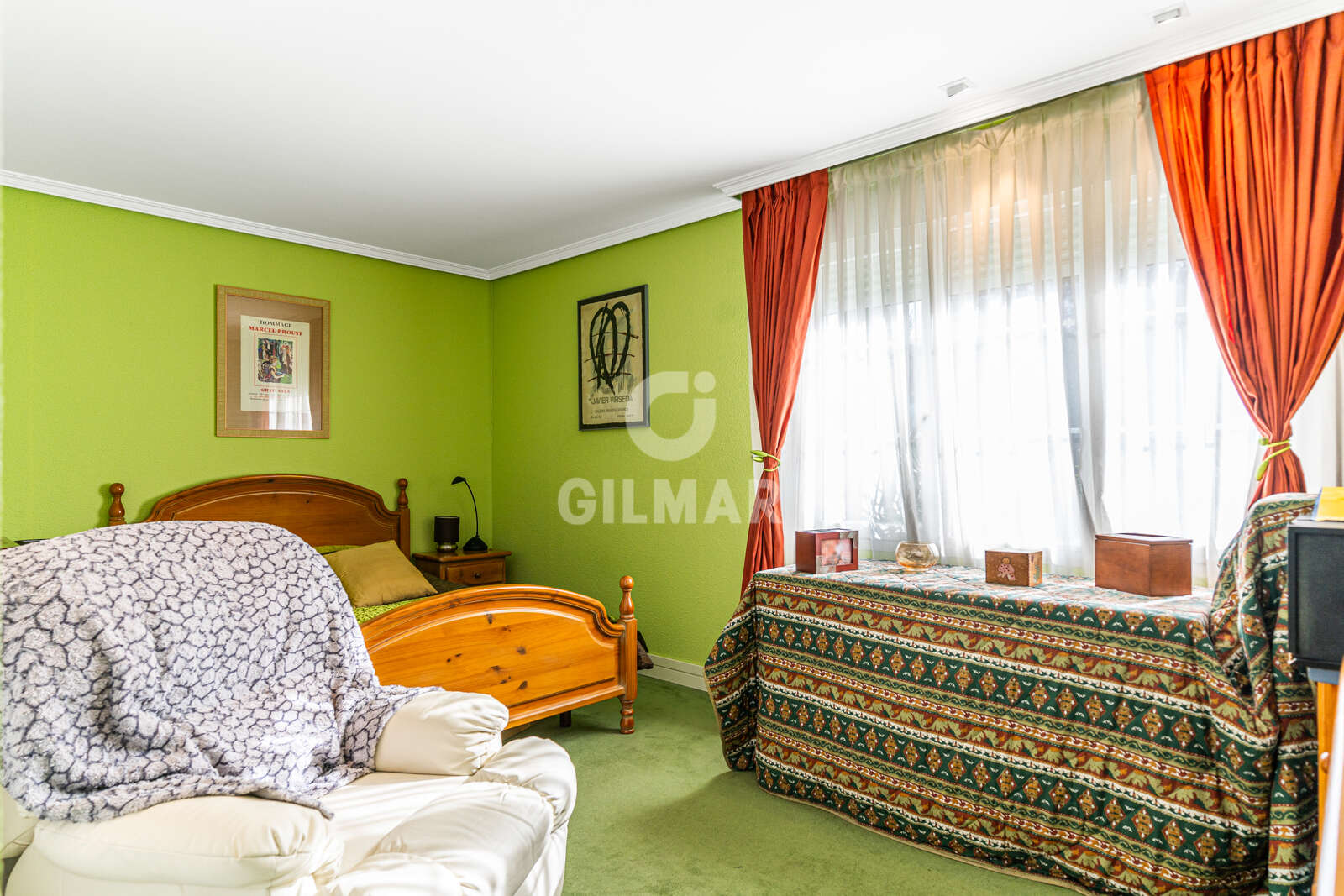 Property slider Gilmar