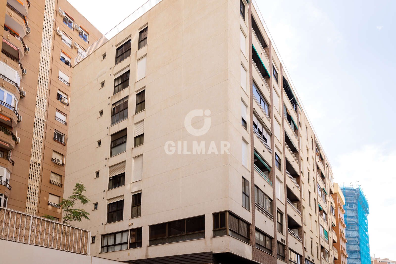 Property slider Gilmar