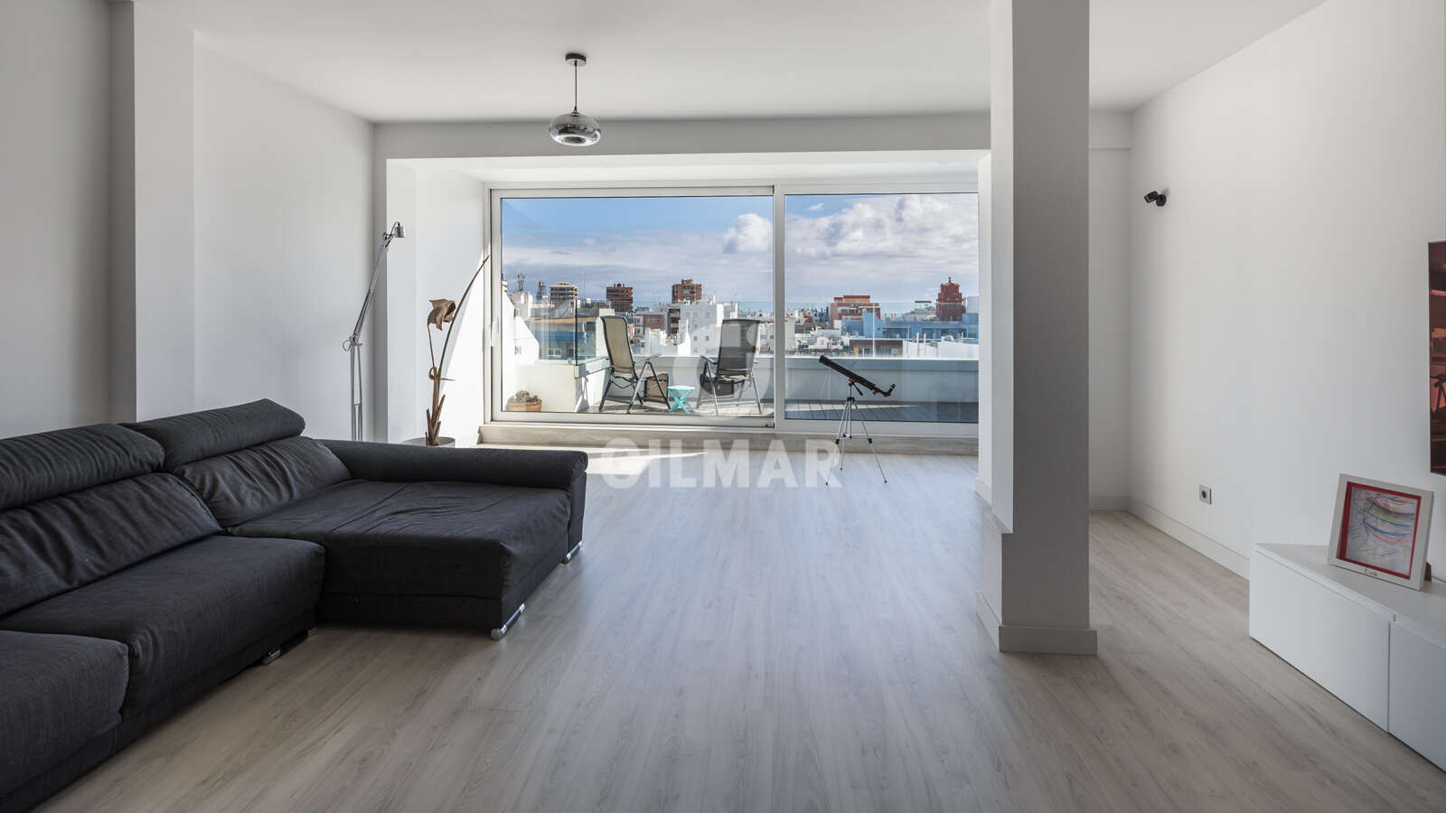 Property slider Gilmar