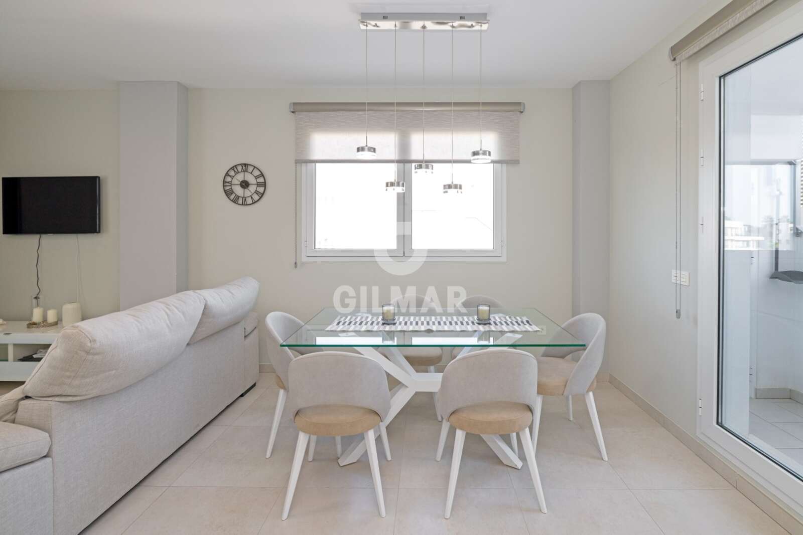 Property slider Gilmar