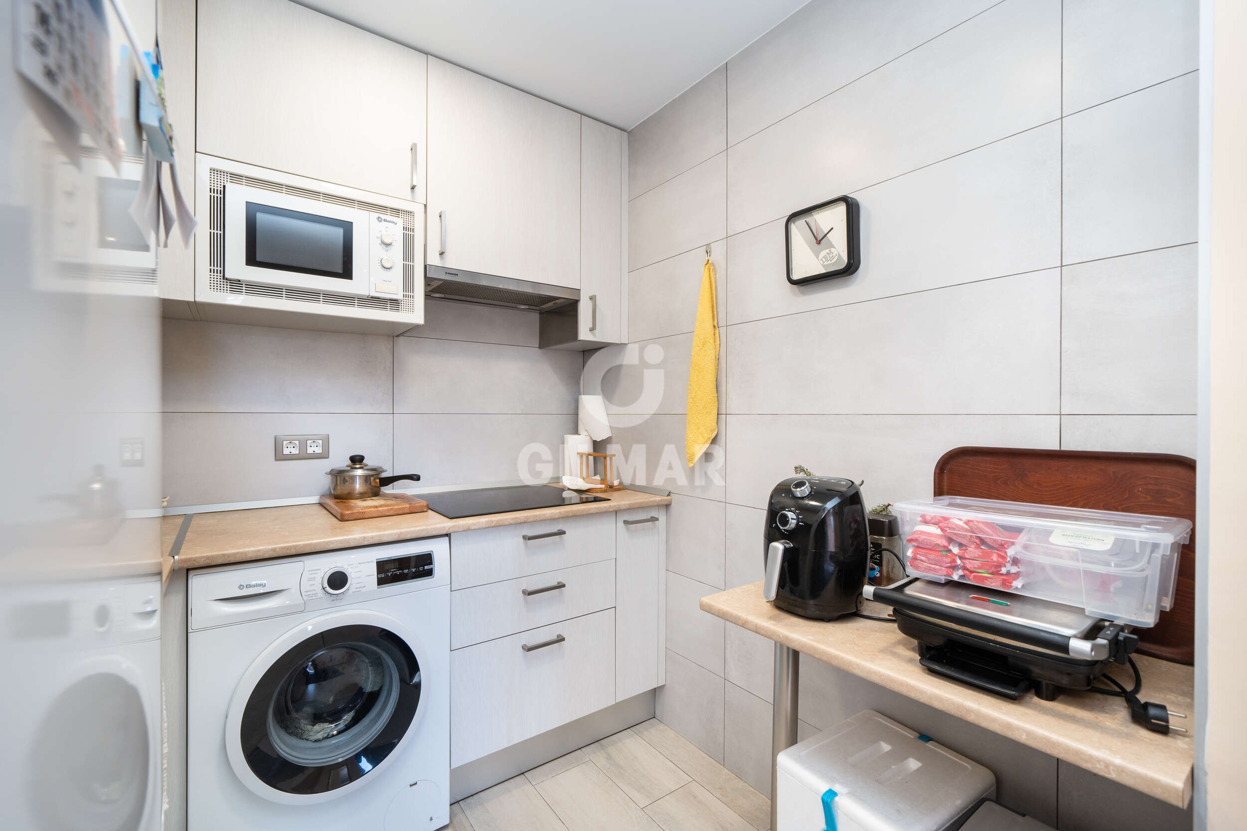 Photo of Semi-detached house