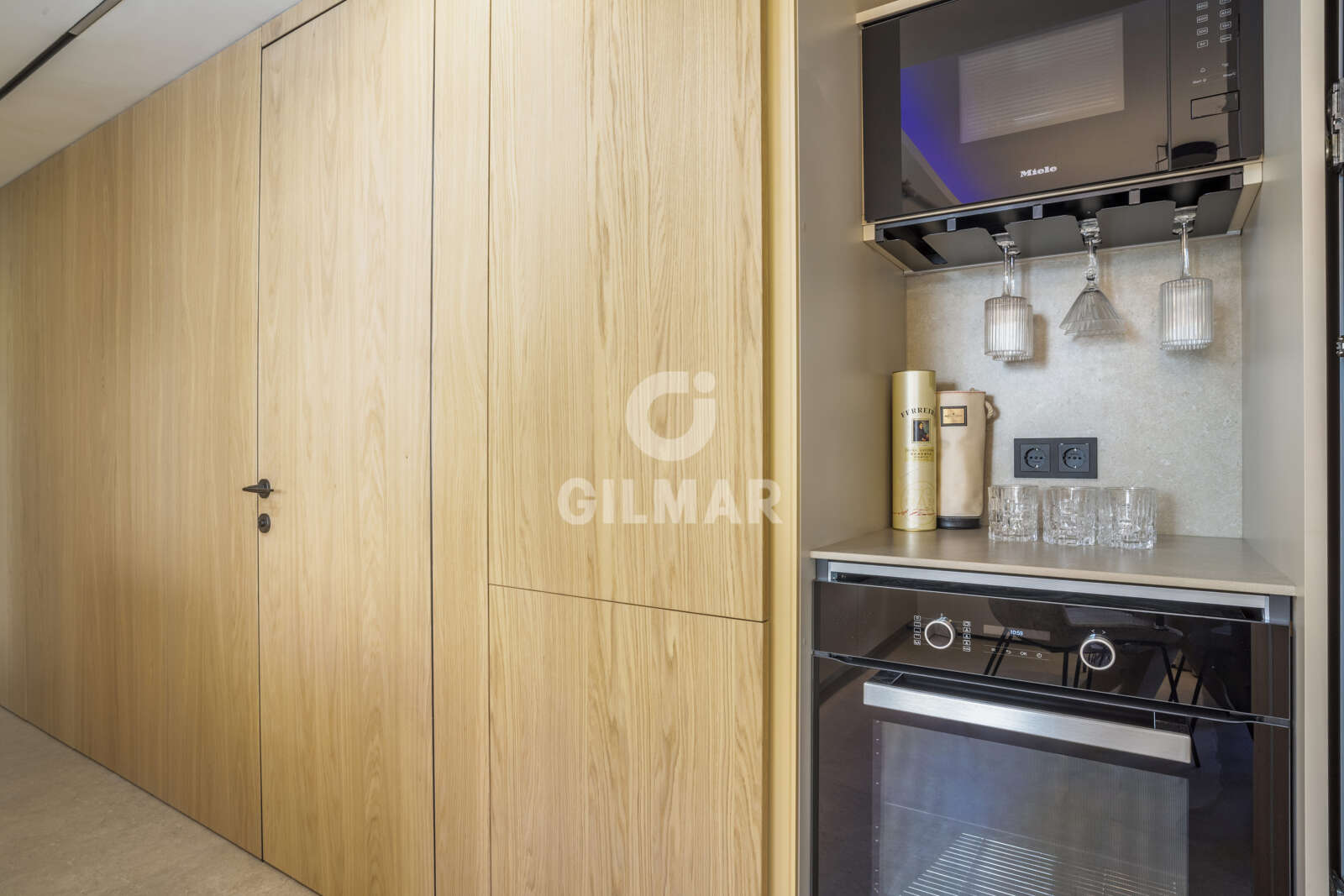 Property slider Gilmar