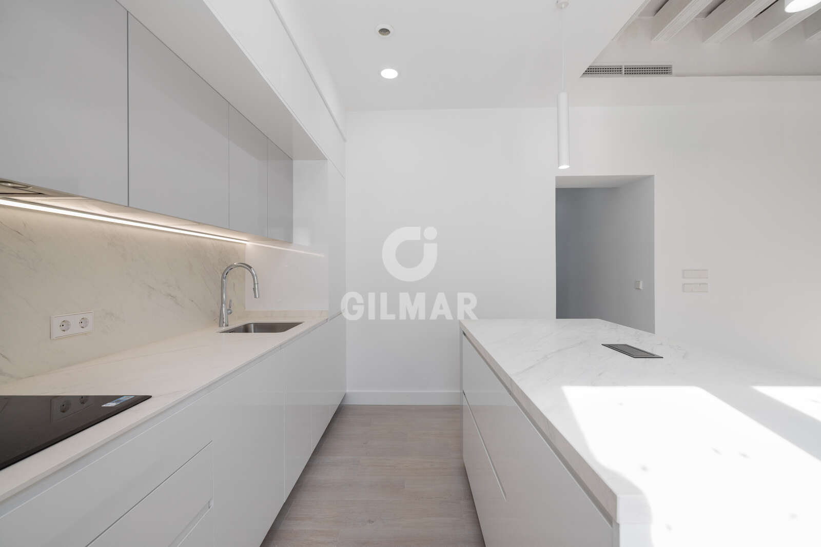 Property slider Gilmar