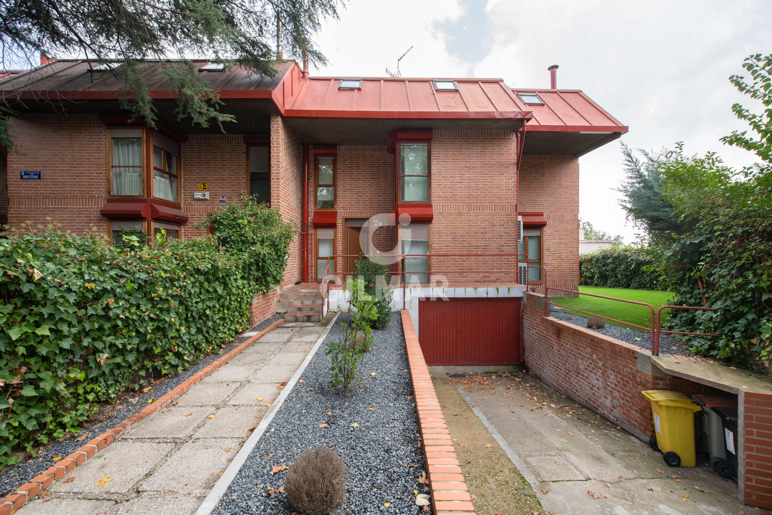 Semidetached house Accommodation in Madrid