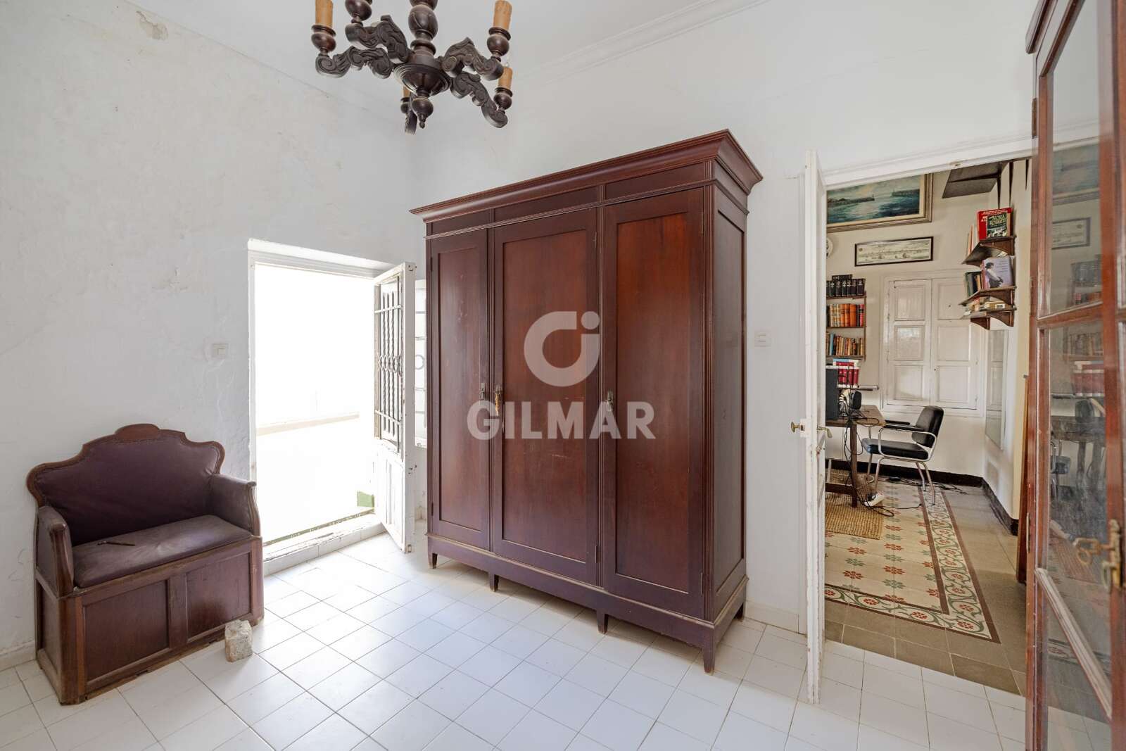 Property slider Gilmar