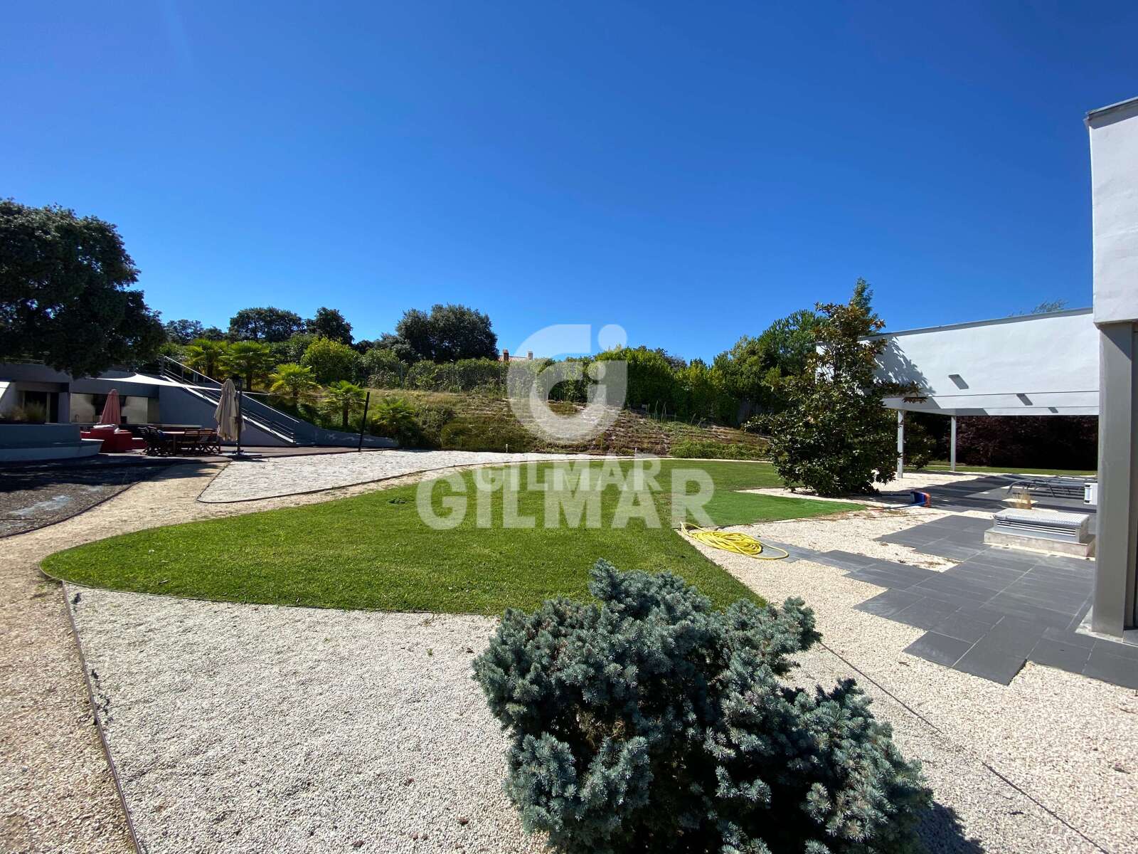 Property slider Gilmar