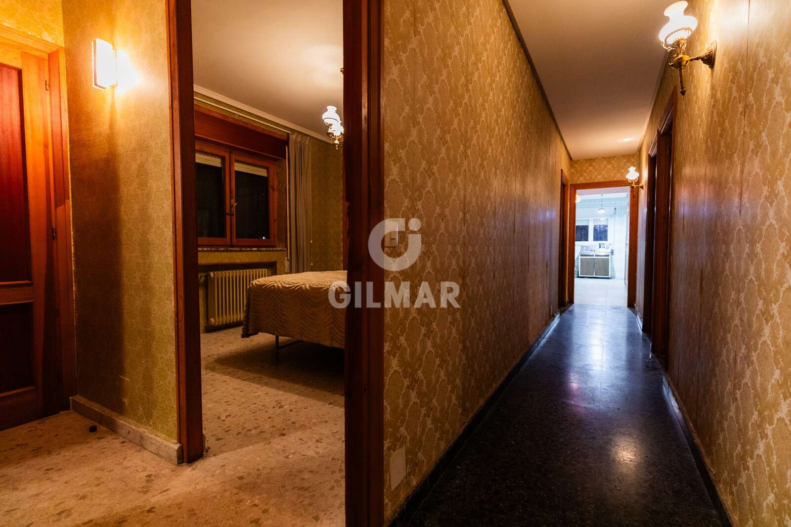 Property slider Gilmar