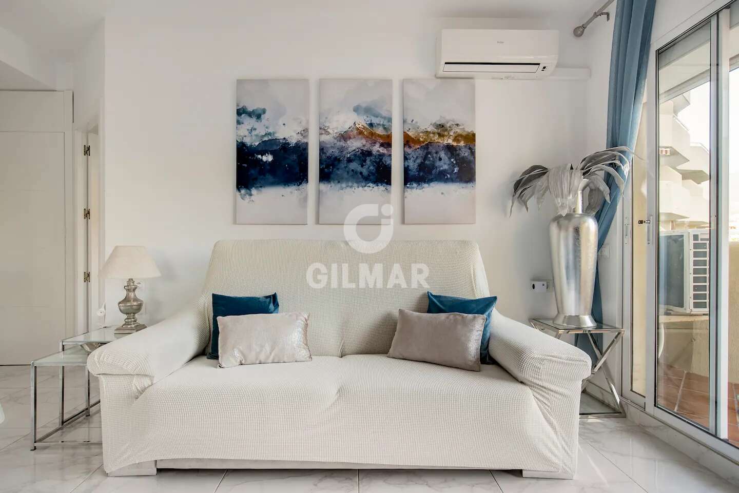 Property slider Gilmar