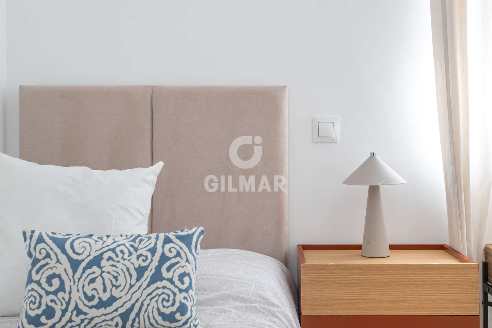 Property slider Gilmar